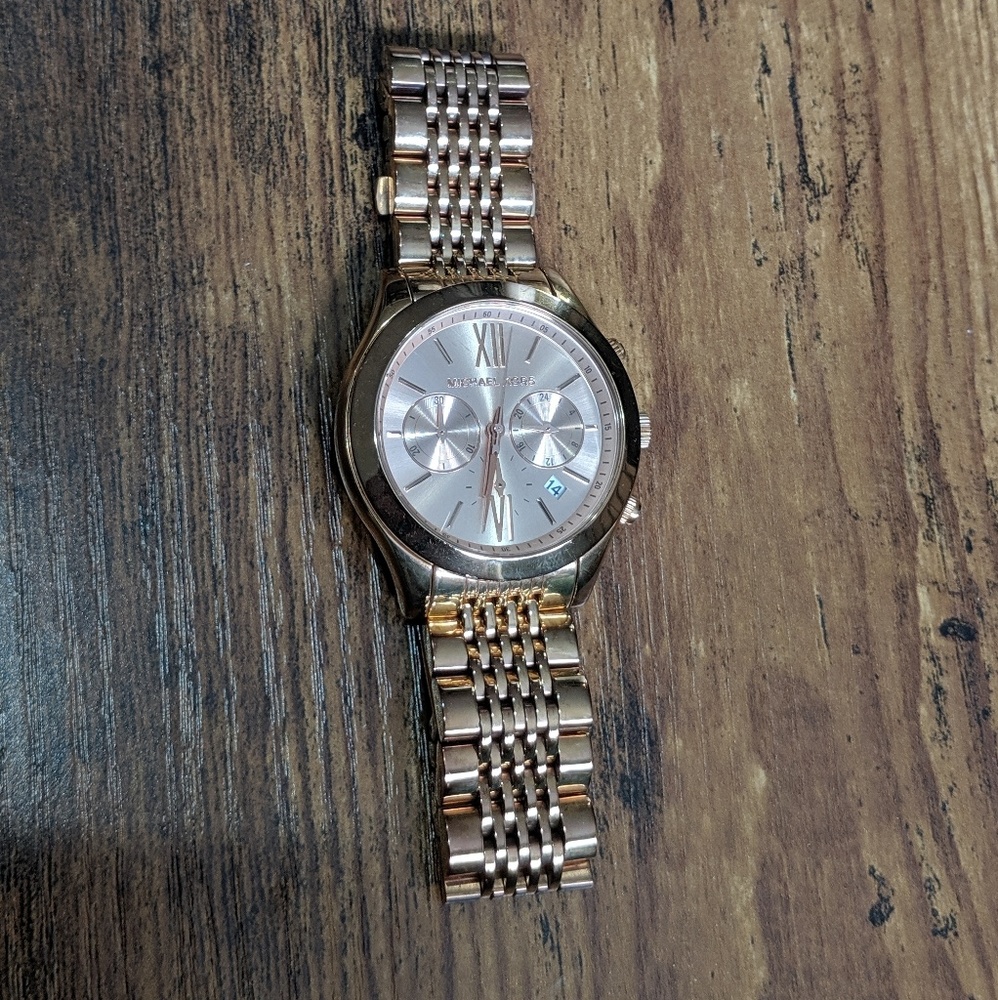 Rose Gold Michael Kors Watch - Picture 6 of 6
